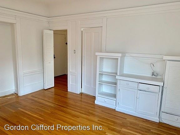 2nd image of 1610 Leavenworth St APT 1