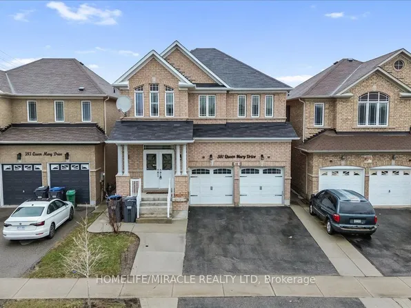 381 Queen Mary Dr, Brampton, ON L7A 3T1
