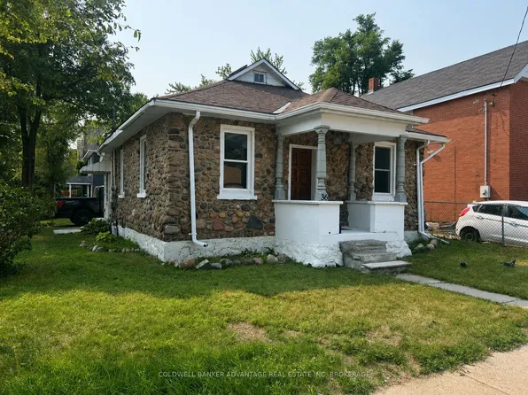 36 Sanford St, Barrie, ON L4N 3C2