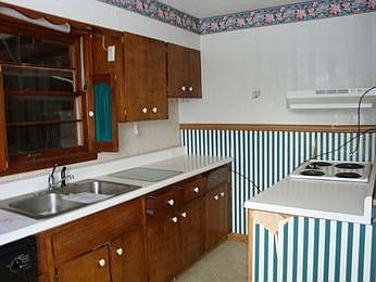 3rd image of 1033 Rhondell Ln