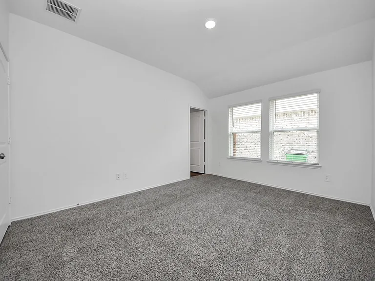 5611 Simcrest Grove Dr — Photo 13