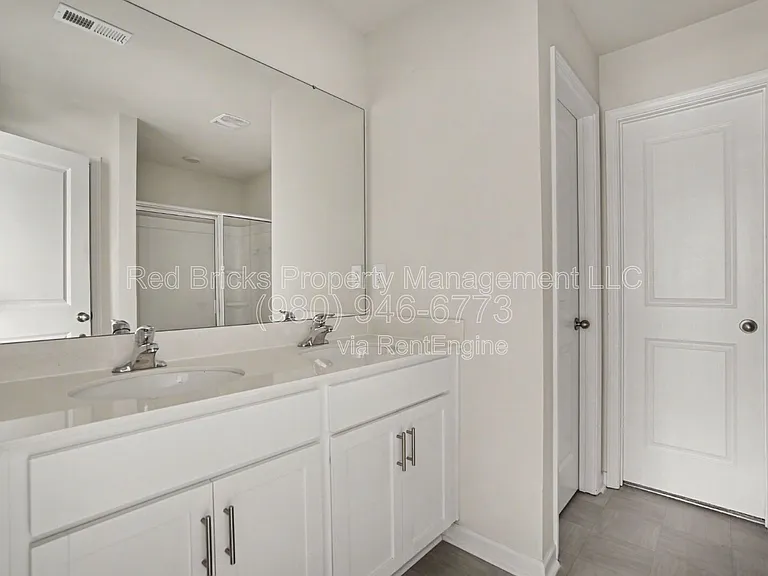 11010 Austin Estates Dr — Photo 20