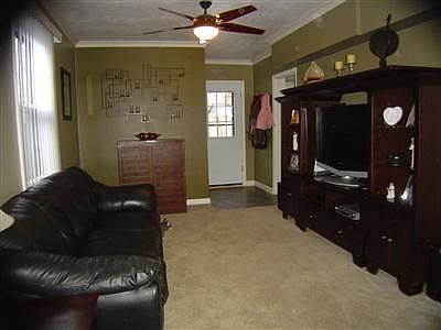 3rd image of 30820 Euclid Ave