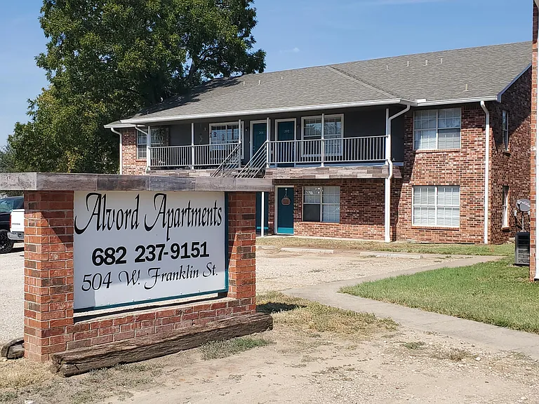 504 W Franklin St #ALVORD — Photo 13