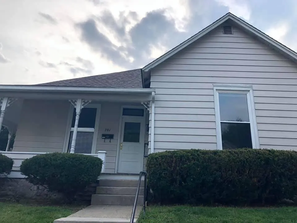 4 bed, 1900 sqft, $4,200 — Photo 3