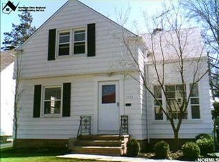 1175 Argonne Rd, South Euclid, OH 44121