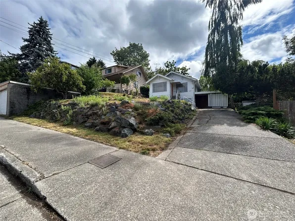 6538 51st Avenue S, Seattle, WA 98118