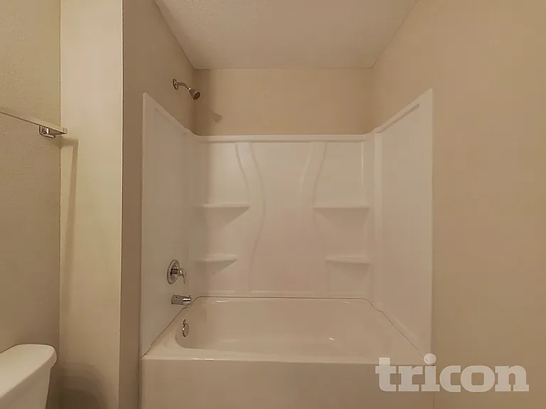 1610 Liberty Tree Pl — Photo 28