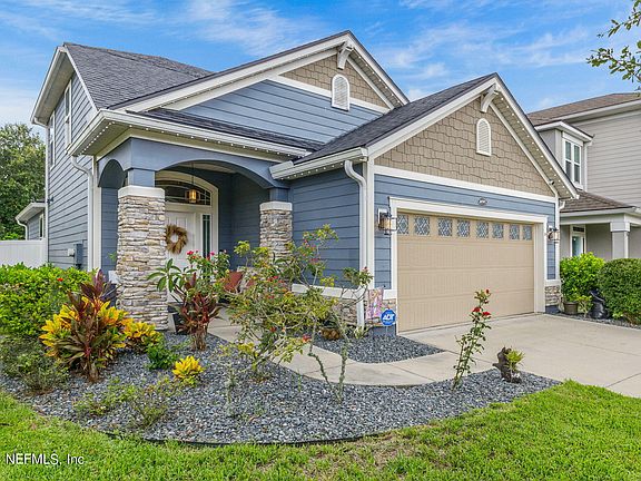 3rd image of 14595 GARDEN GATE Drive