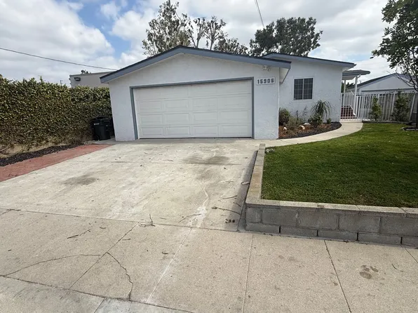 15906 S Manhattan Pl, Gardena, CA 90247