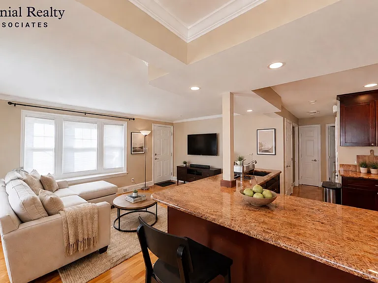 40 Glenellen Rd #1 — Photo 3