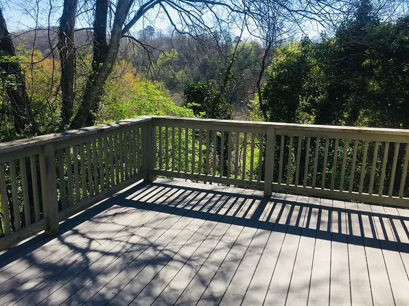 1916 Jc White Rd, Knoxville, TN 37920