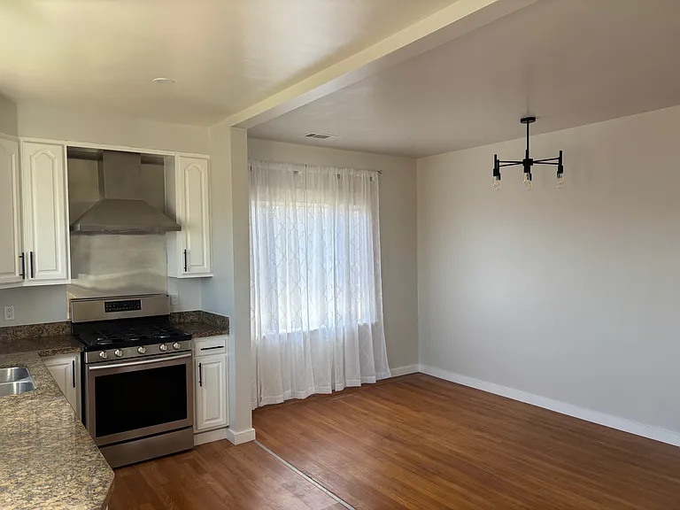 621 Palm Ave — Photo 7