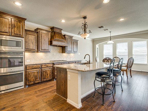 9827-amberwoods-ln-frisco-tx-High-Res-7.jpg