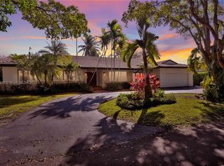 1460 Agua Ave, Coral Gables, FL 33156