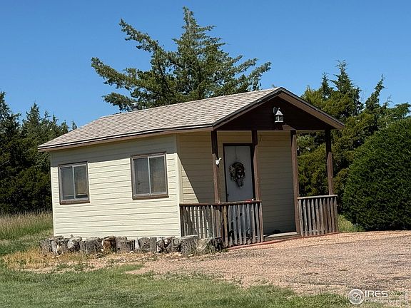 4th image of 17188 Skyline Ct