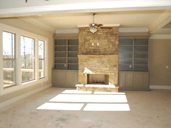 5th image of 5023 Glen Forrest Dr