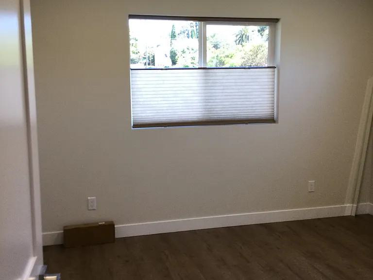4572 Sargent Ave — Photo 9