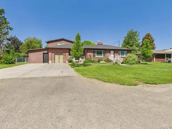 1717 Cedar St, Rupert, ID 83350