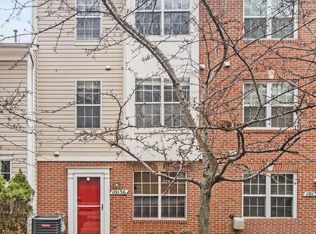 10136 Reprise Dr, Rockville, MD 20850