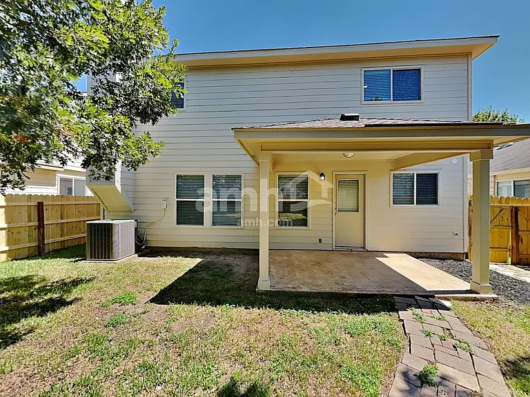 7919 Oak Pointe — Photo 23