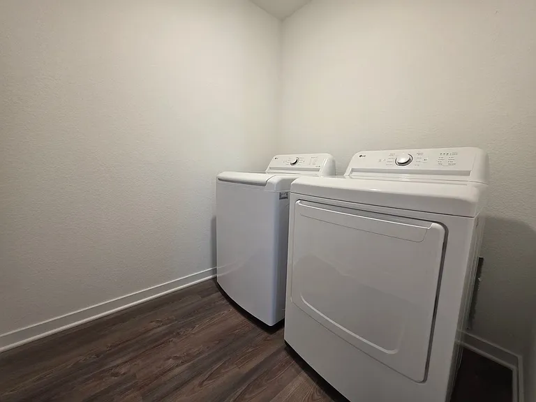 3432 Sunbeam Dr — Photo 12