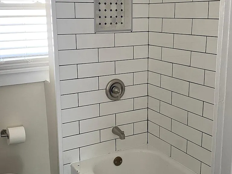 4424 Lloyd St — Photo 11