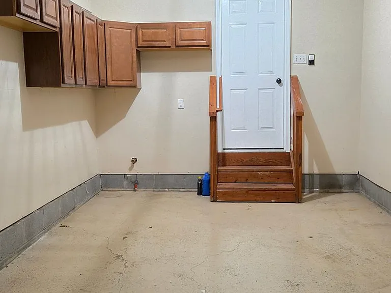 153 Twin Lakes Dr — Photo 34
