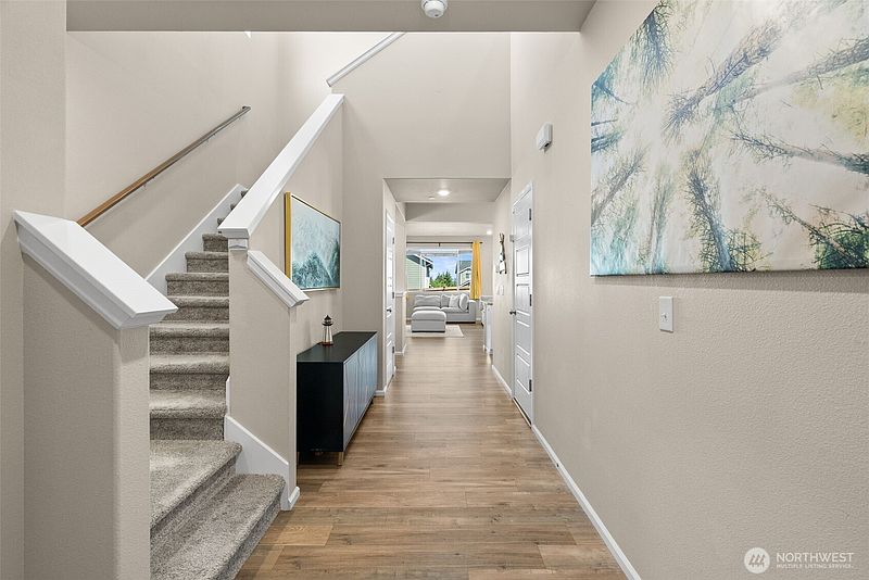 4th image of 930 Timberline Avenue
