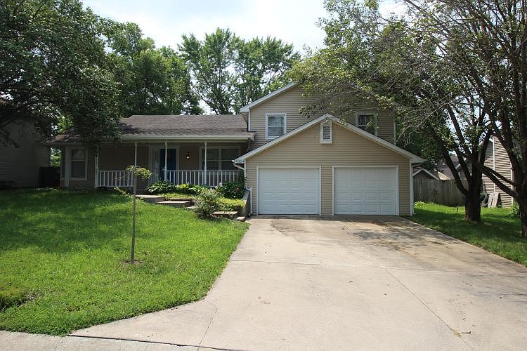 2nd image of 4304 W North Pinebrook Ln
