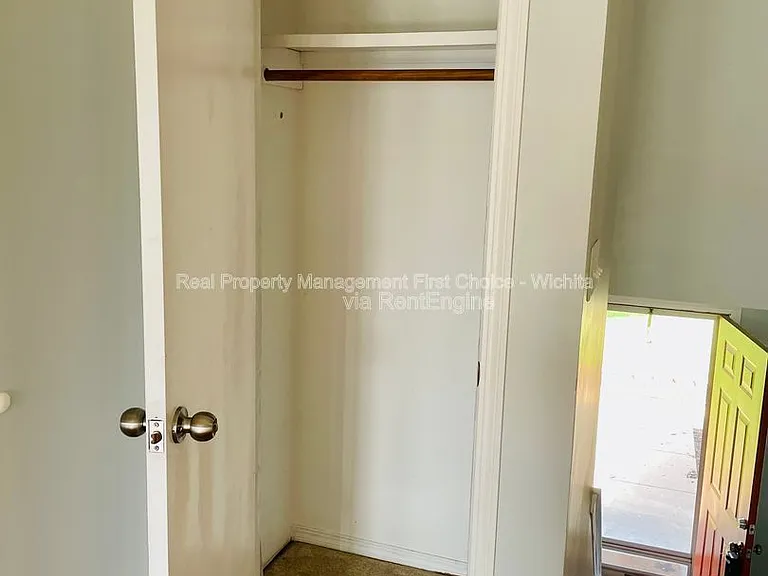 613 S Wheatland Cir — Photo 14