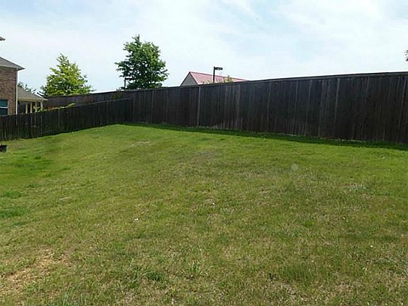 5th image of 1900 Santa Anna Dr