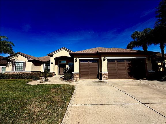 2nd image of 388 Hammock Oak Cir