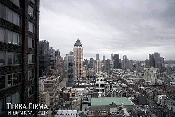 Rented by Terra Firma International Real Estate LLC | media 34