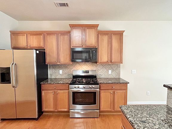 3rd image of 3384 Archgate Ct