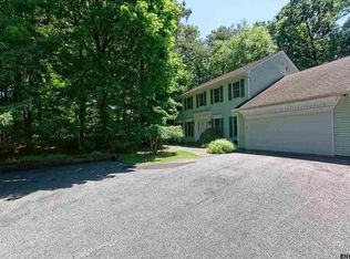 39 Princess Ln, Loudonville, NY 12211