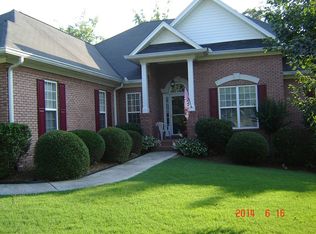 178 Little Vine Ln, Villa Rica, GA 30180