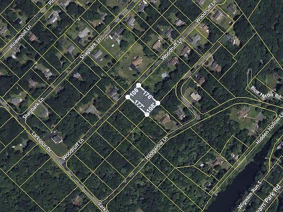 2nd image of 2636 Woodruff Ln