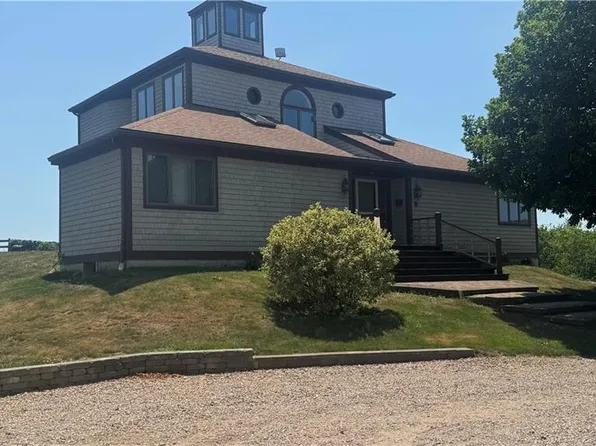 1501 Beacon Hill Rd, Block Island, RI 02807