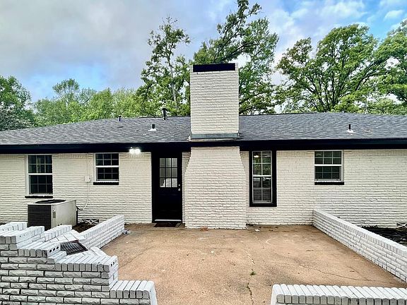 5th image of 114 Aleta Dr