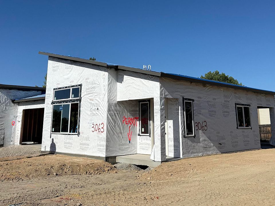 1st image of 3063 Wellington Ave