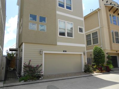 205 Riley Ln, Houston, TX, 77003
