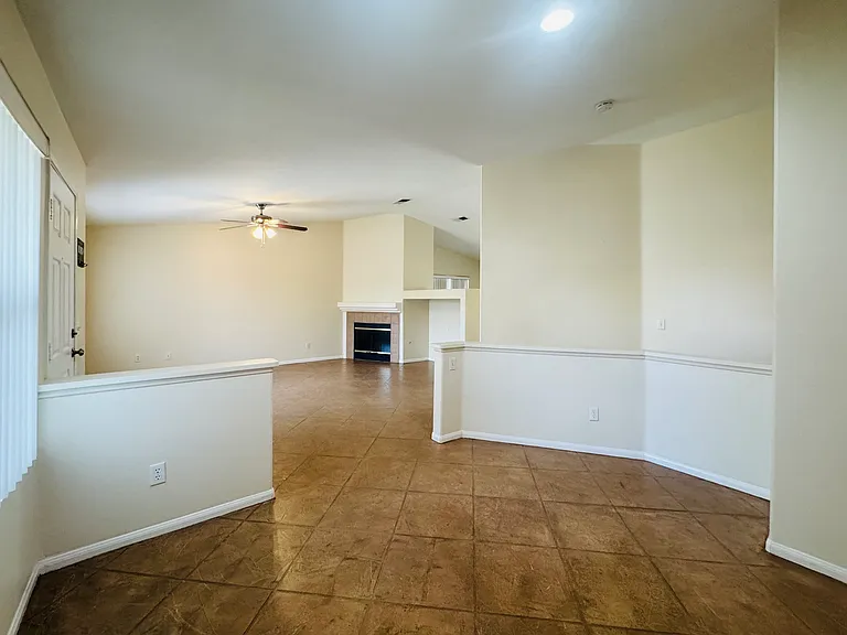 79405 Avenida Las Palmas — Photo 8