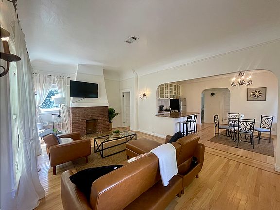 3rd image of 1028 4th St #1028H
