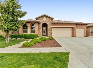 5879 E Laurite Ave, Fresno, CA 93727