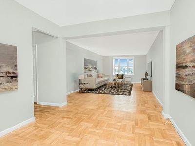 5601 Riverdale Ave APT 7B, Bronx, NY, 10471