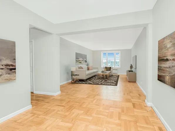 5601 Riverdale Ave APT 7B, Bronx, NY 10471