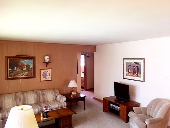 5th image of 5229 Oak Center Dr