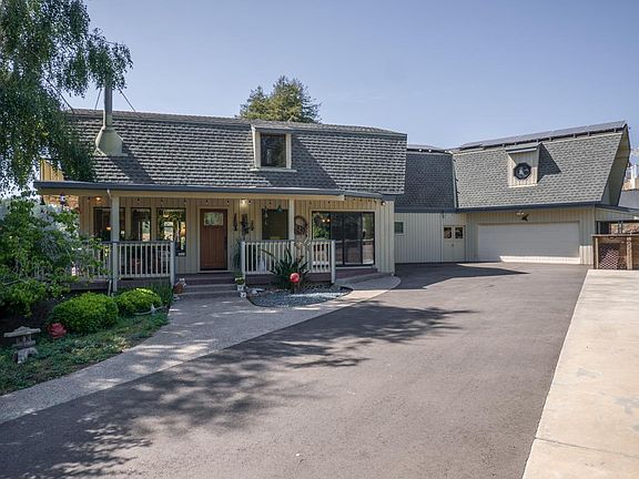 2nd image of 203 Allan Ln
