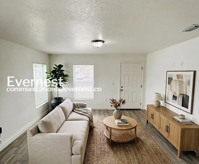 1132 Maybury Dr — Photo 3